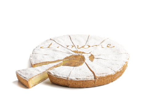 Tarta de crema pastelera precortada